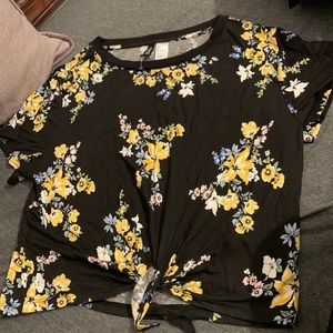 Short tee shirt